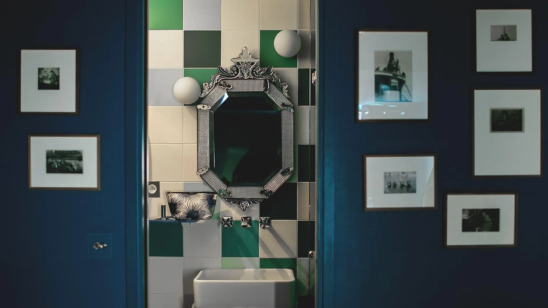 Hotel Crayon Paris