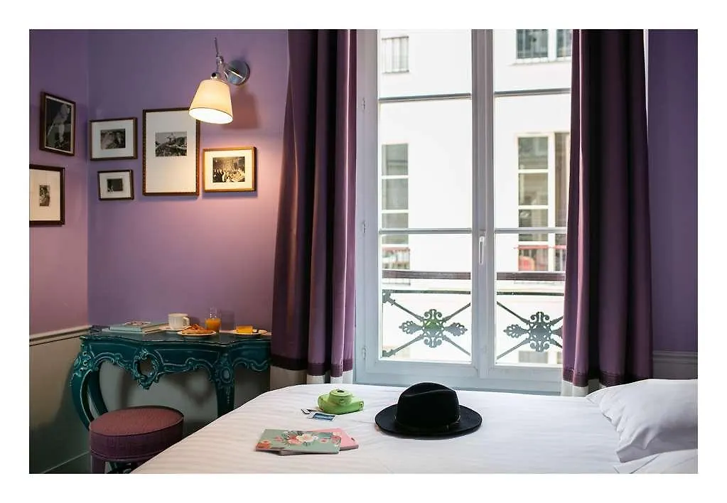 Hotel Crayon Paris