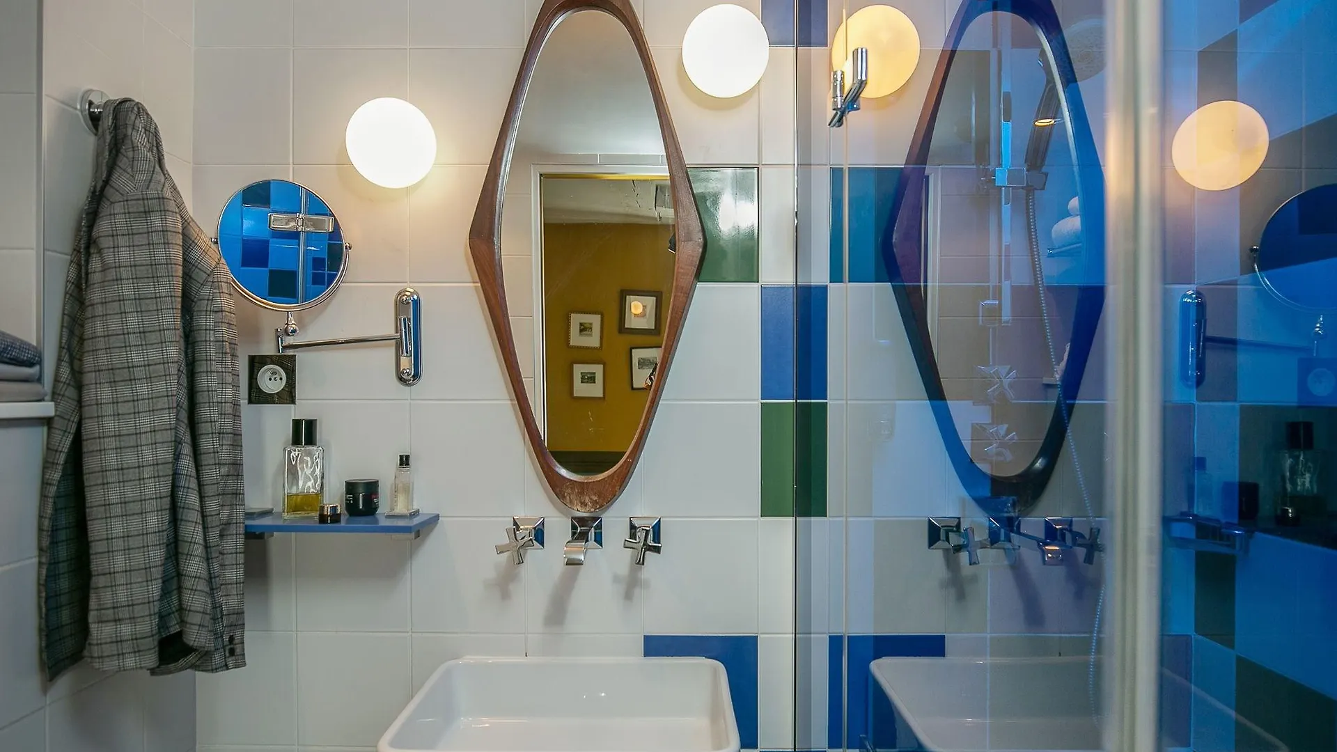 Hotel Crayon Paris